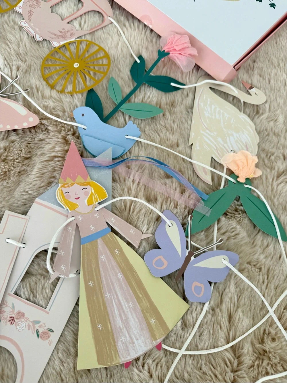Meri Meri Princess Party Garland Set